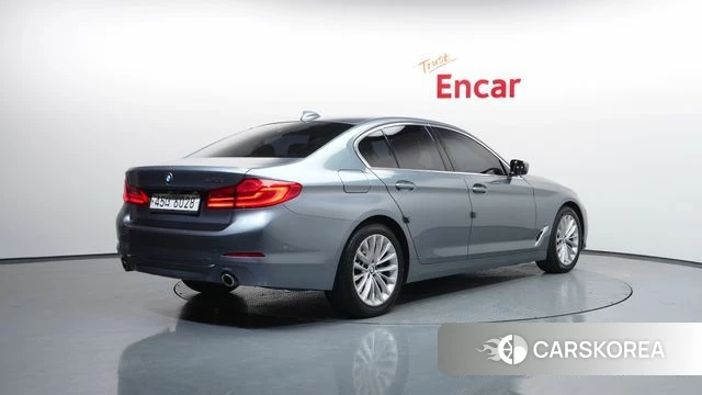 BMW 5 Series (G30) id 4430202 из Кореи 12