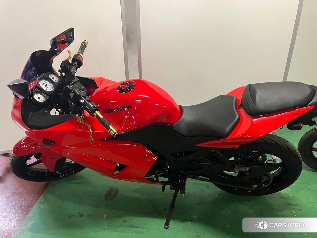 Проданный Kawasaki NINJA 250R id 4149449 из Японии, фото 2