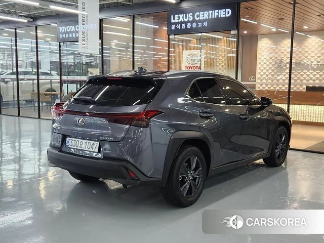Lexus UX300h id 4629914 из Кореи 11
