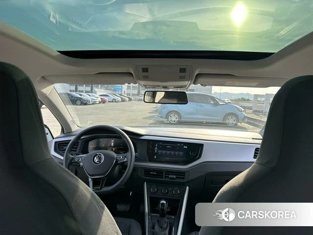 Volkswagen Polo id 4276491 из Китая 10