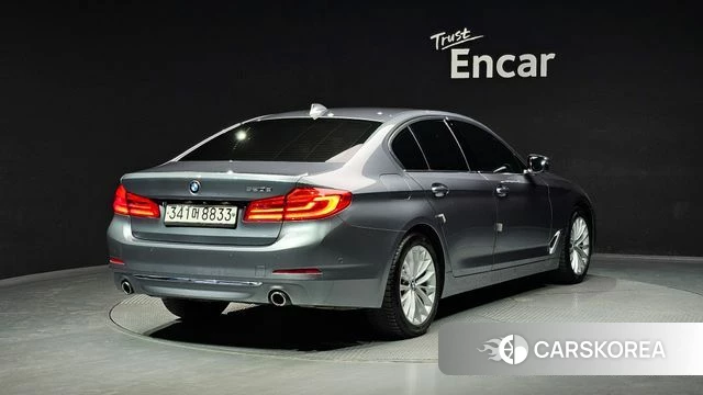 BMW 5 Series (G30) id 4180053 из Кореи 12