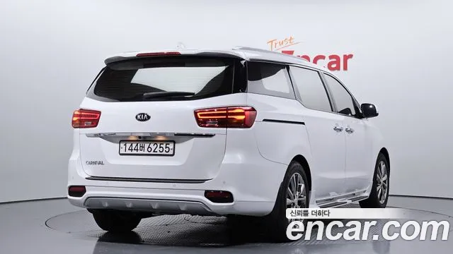 Kia The New Carnival id 2677025 из Кореи 12