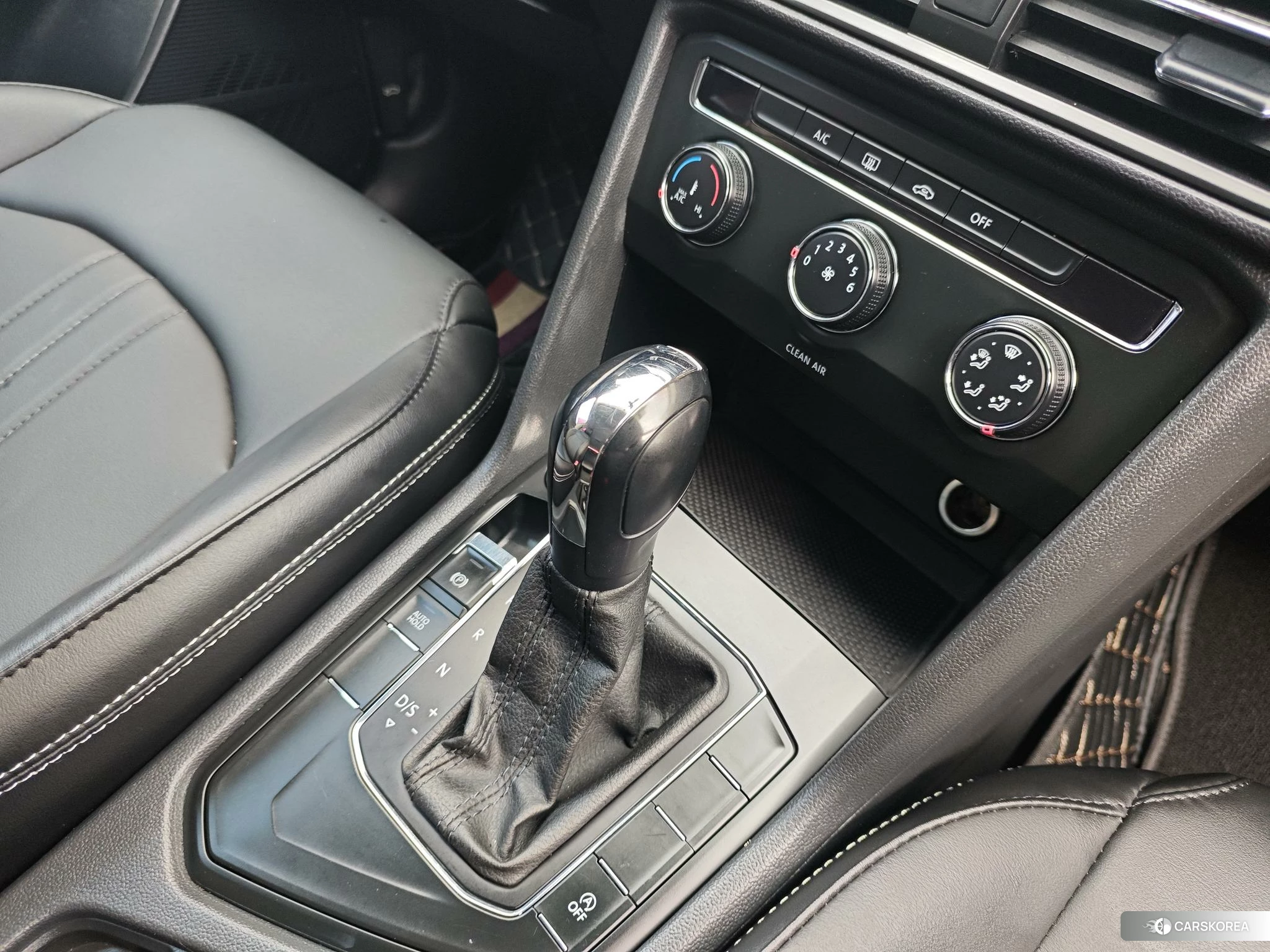 Volkswagen Tuyue id 4452759 из Китая 12