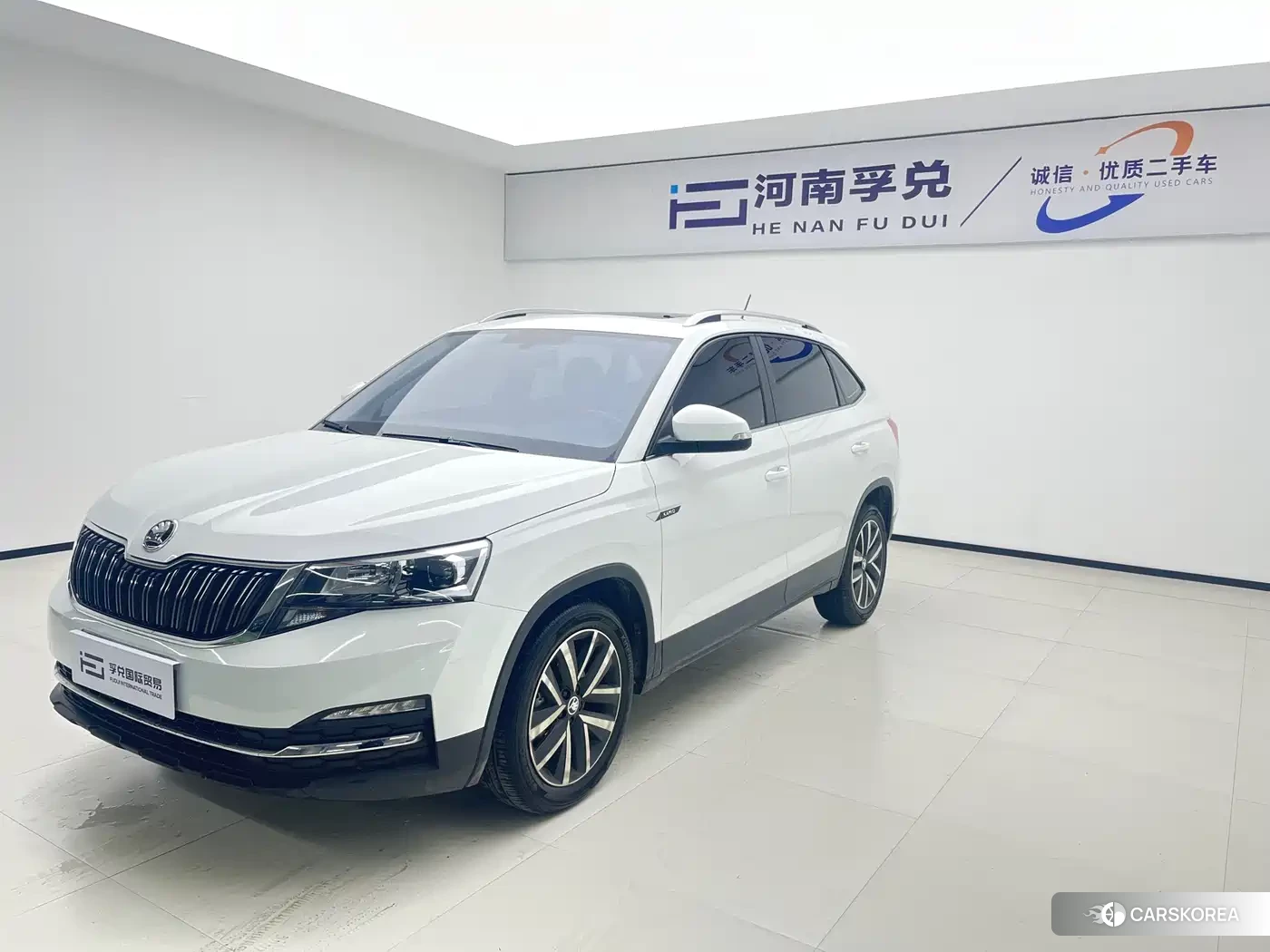 Skoda Komick 2024 Белый из Китая, фото 4