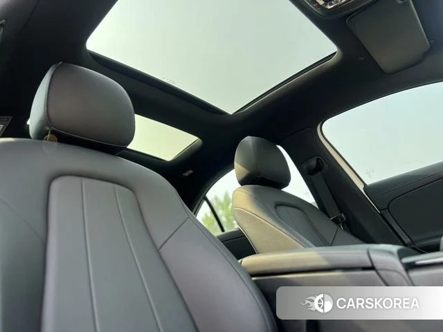 Mercedes-Benz Class A 2021 Белый из Китая, фото 3