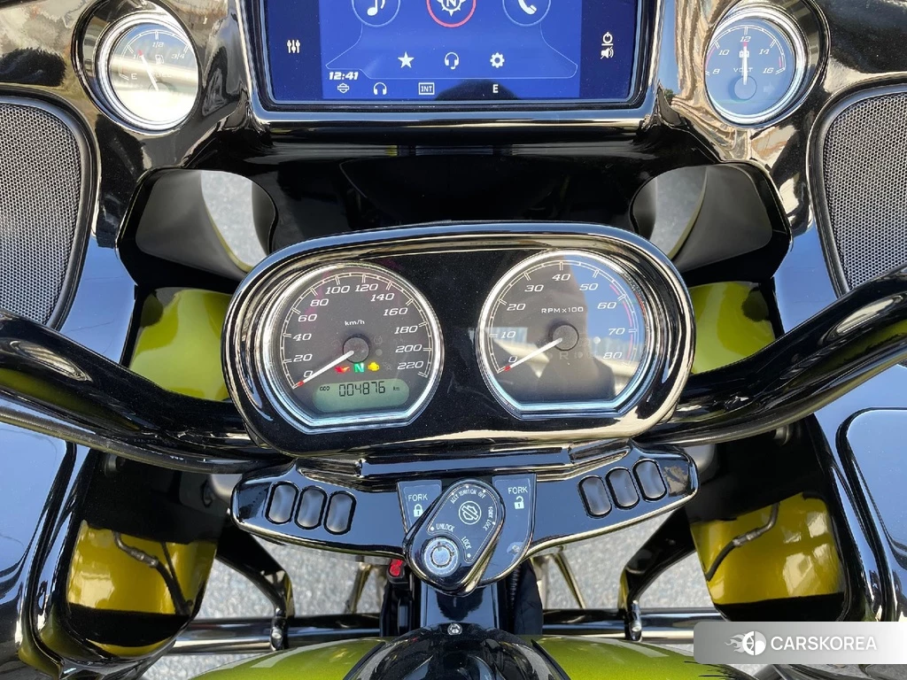 Проданный Harley-Davidson Road Glide FLTRXS1750 2020 из Японии