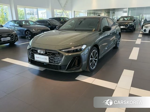 Audi A5L id 4301841 из Китая 8
