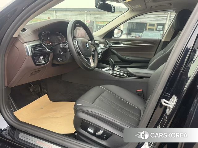 BMW 5 series 2021 Черный из Китая, фото 6