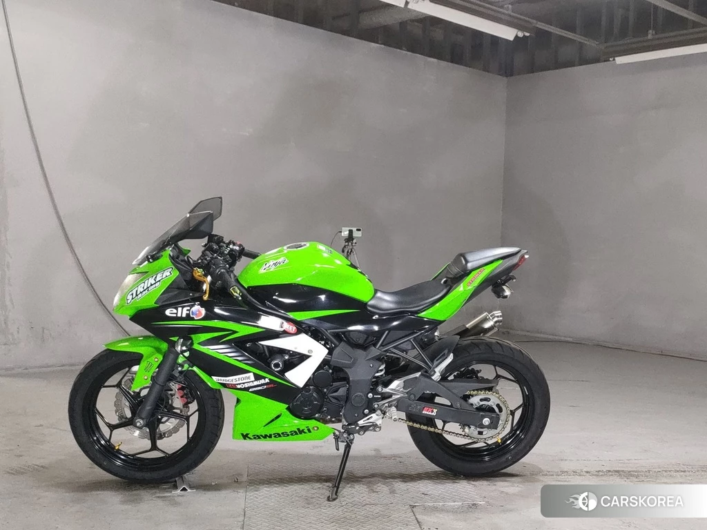Проданный Kawasaki NINJA 250SL 2015 из Японии, фото 2
