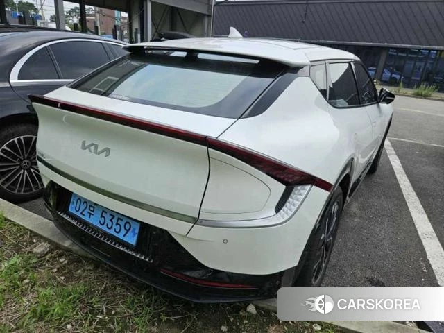 Kia EV6 2022 Белый из Кореи, фото 2