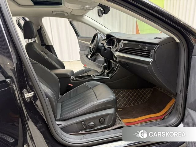 Volkswagen Passat id 4314357 из Китая 10