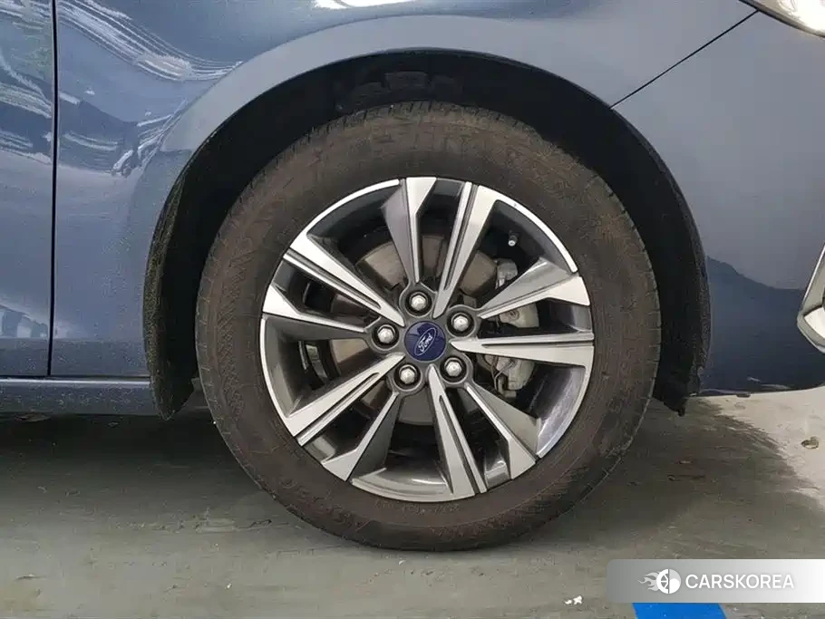 Ford Forrest id 4515405 из Китая 8