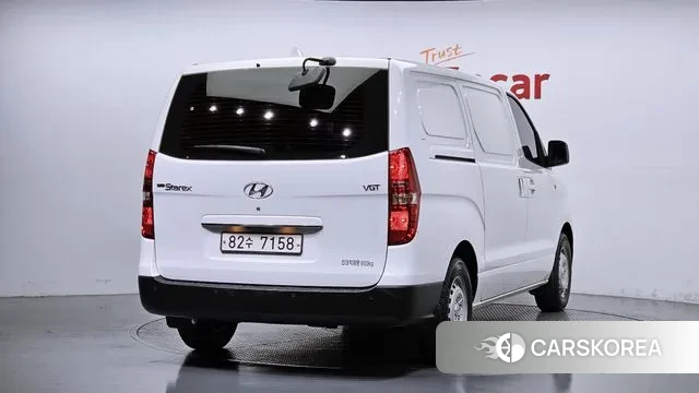 Hyundai The New Grand Starex id 2885581 из Кореи 12