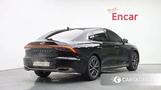 Hyundai The New Grandeur IG id 3639988 из Кореи 12