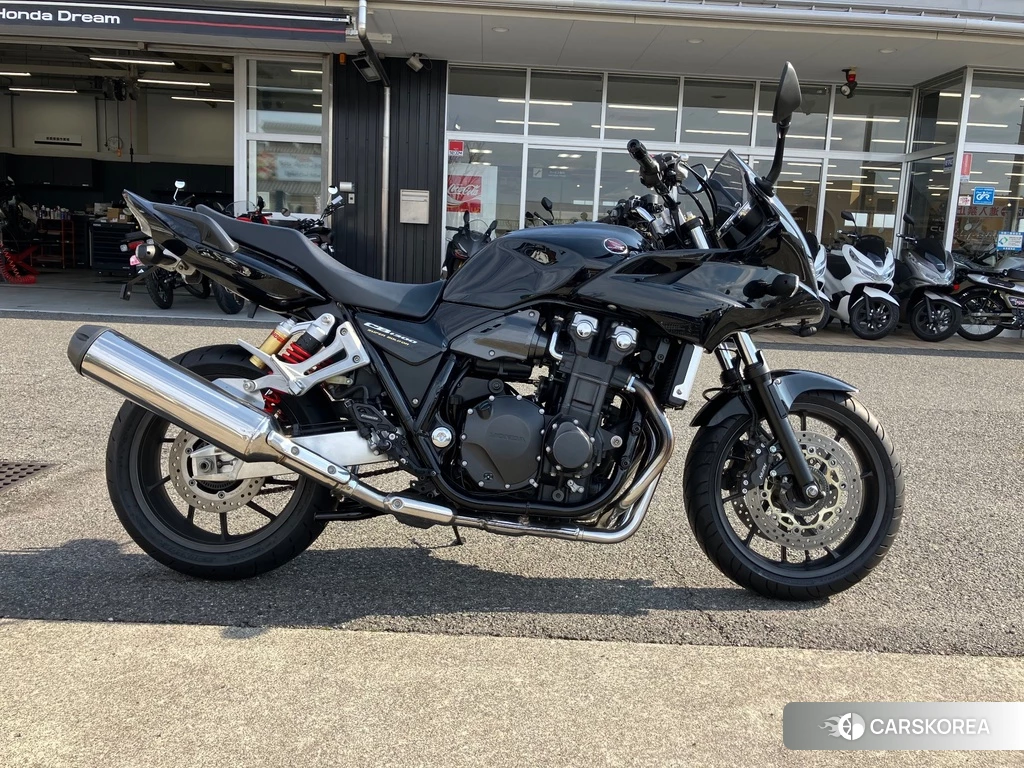Проданный Honda CB1300SF BOLDOR 2014 из Японии