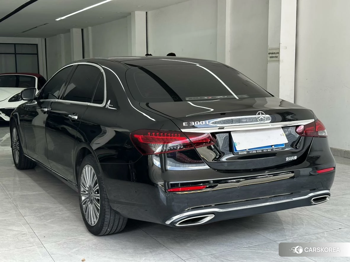 Mercedes-Benz E-Class id 4514778 из Китая 7