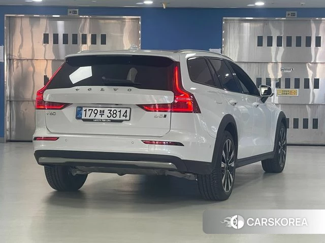 Volvo V60 Cross-Country 2nd Generation id 4862694 из Кореи 12