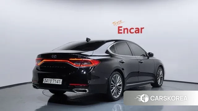 Hyundai Grandeur IG id 3391652 из Кореи 12