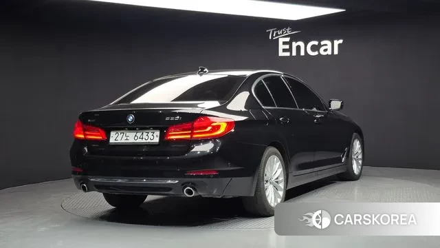 BMW 5 Series (G30) id 3728286 из Кореи 12