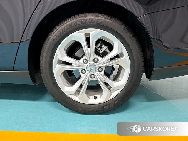 Honda Accord id 4341892 из Китая 12