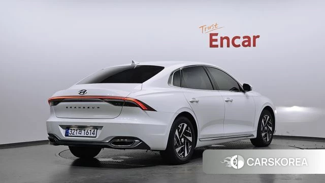 Hyundai The New Grandeur IG Hybrid id 4489847 из Кореи 12