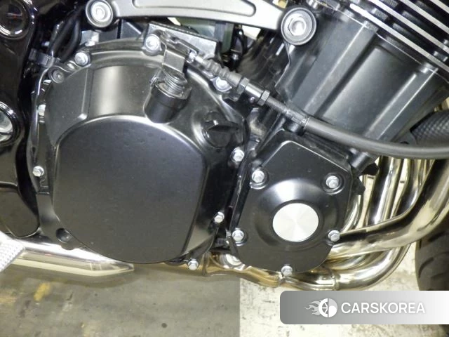 Engine photo