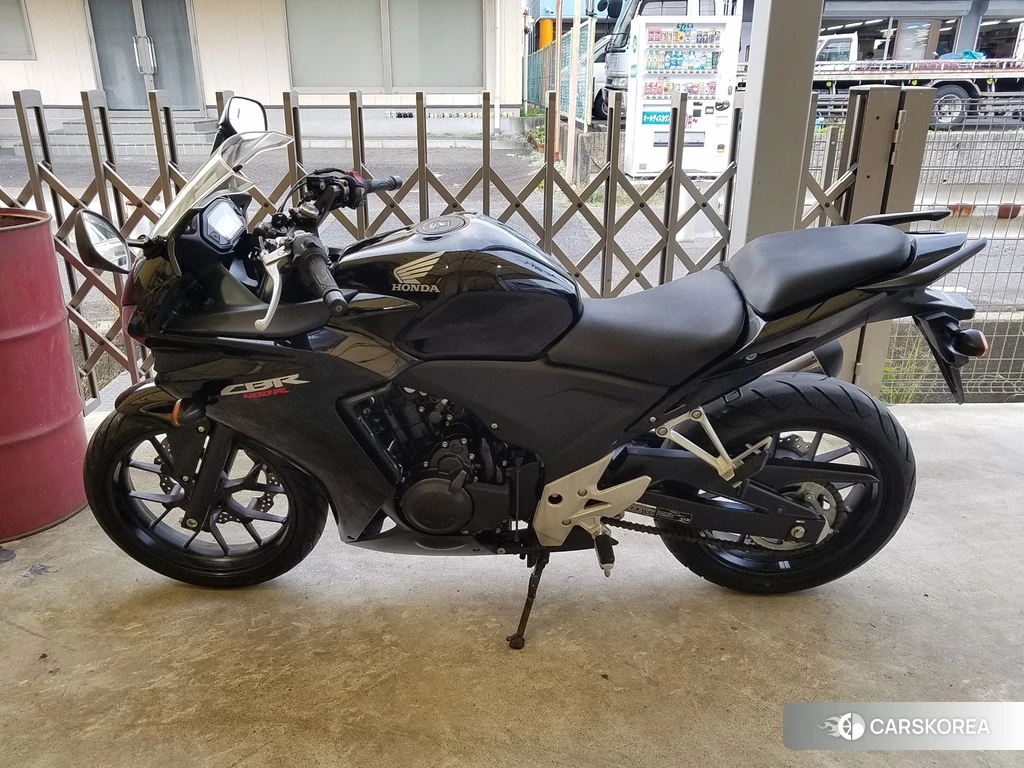 Проданный Honda CBR400R 2013 из Японии, фото 2