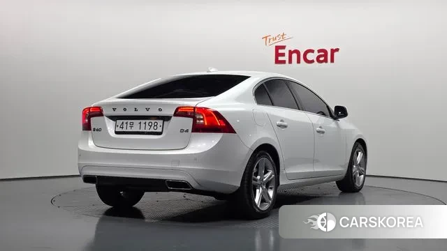 Volvo S60 id 3728761 из Кореи 12