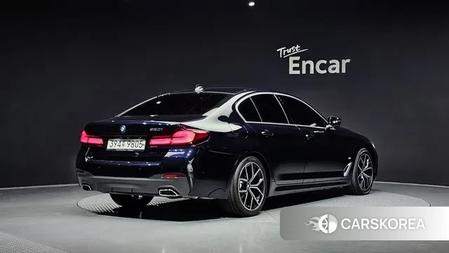 BMW 5 Series (G30) id 3459250 из Кореи 12