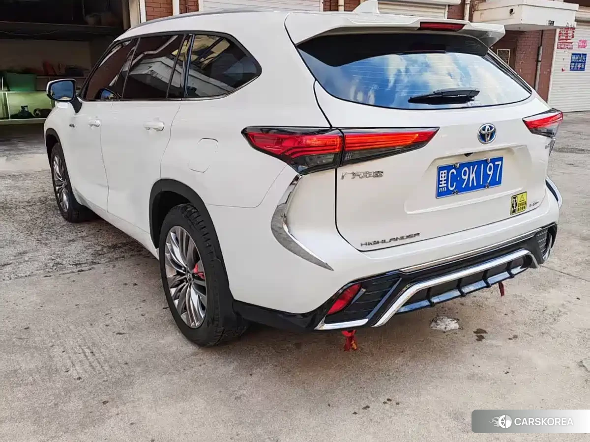 Toyota Highlander 2022 Белый из Китая, фото 6