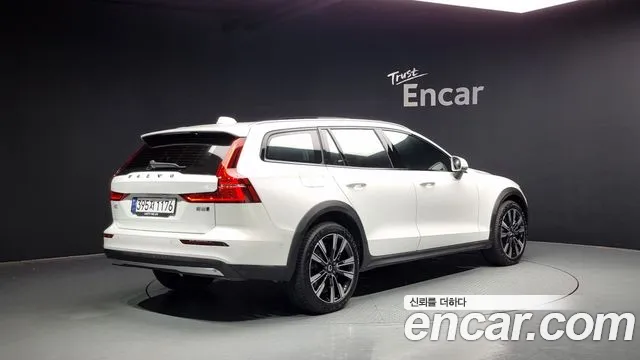 Volvo V60 Cross-Country 2nd Generation id 2736267 из Кореи 12