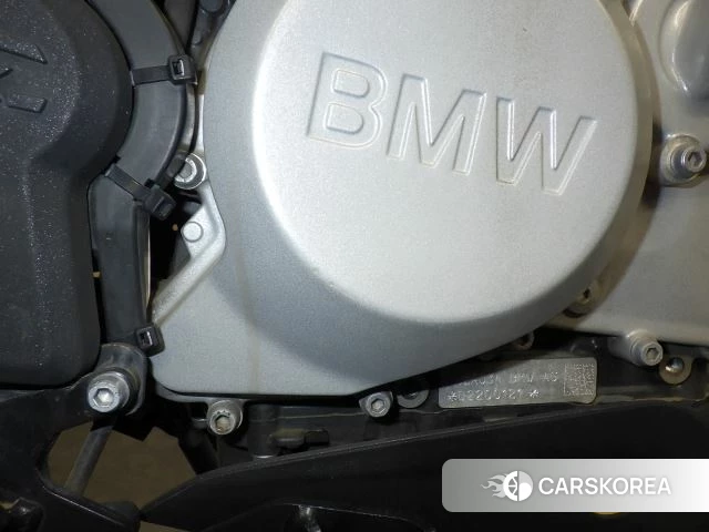 Engine photo