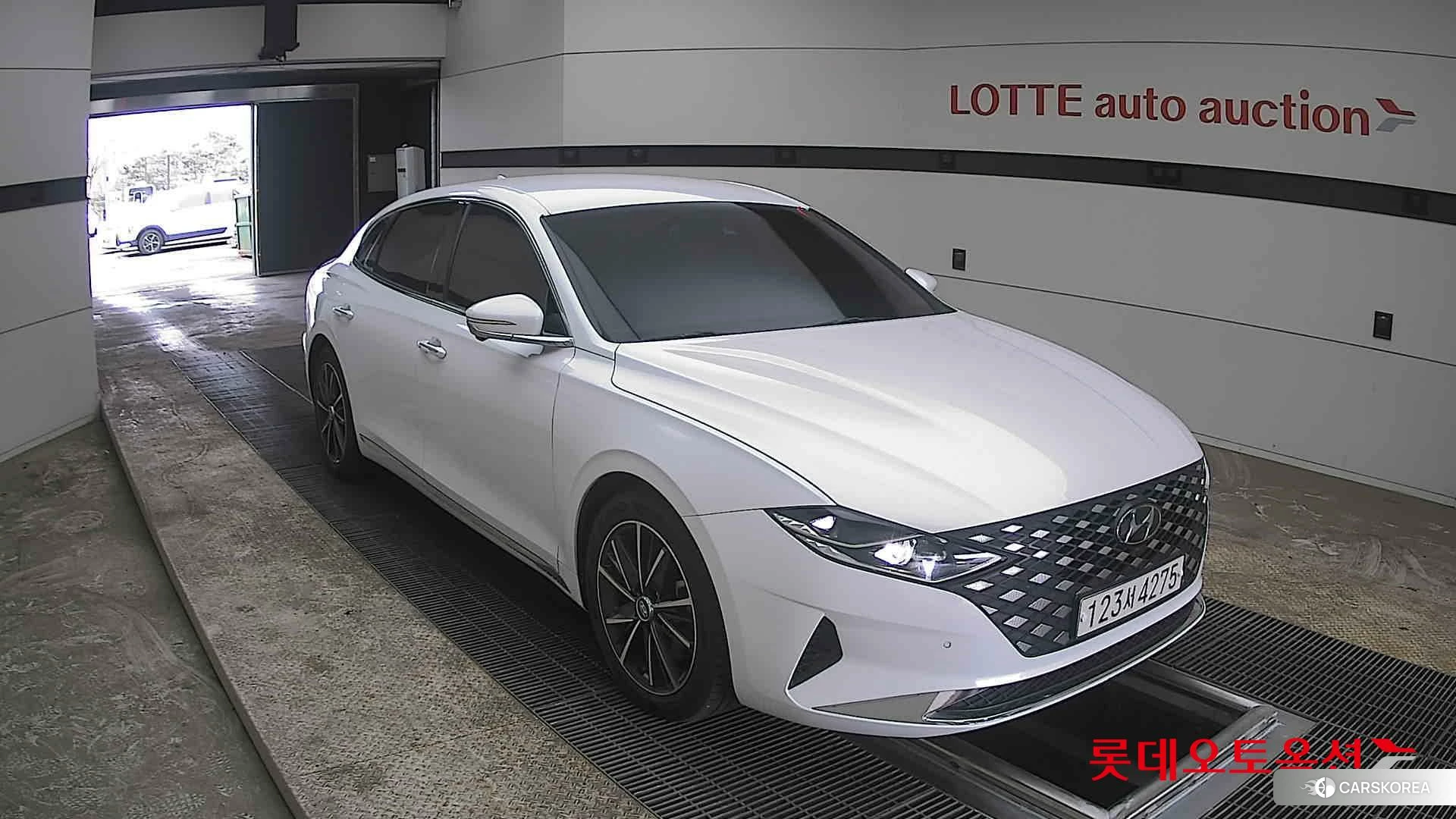 Hyundai Grandeur id 3869336 из Кореи 12