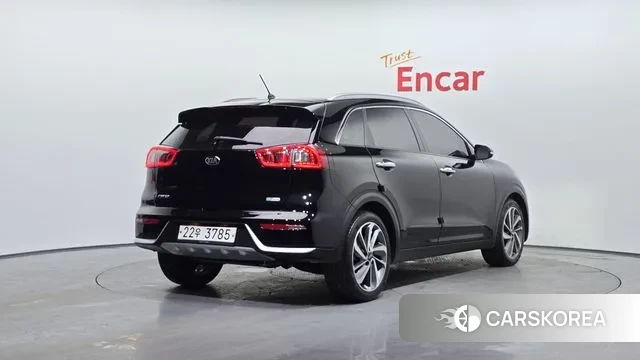 Kia Niro id 3651902 из Кореи 12