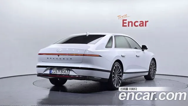 Hyundai Grandeur (GN7) id 2719351 из Кореи 12