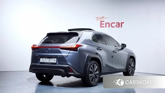 Lexus UX250h id 3860715 из Кореи 12