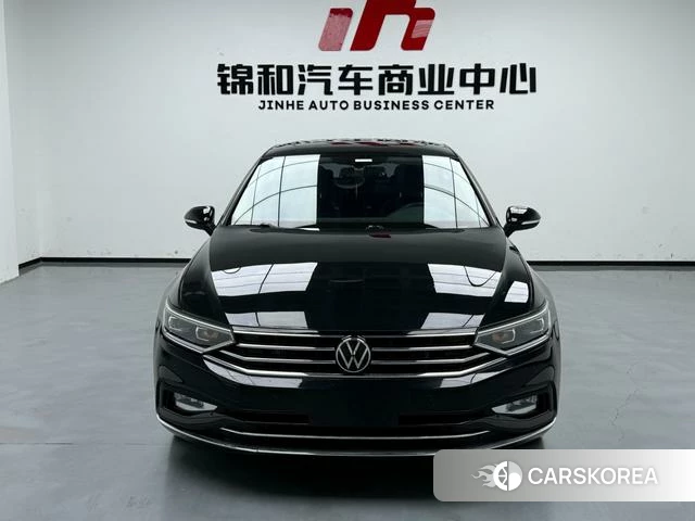 Volkswagen Magotan 2022 Черный из Китая, фото 2