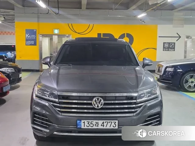 Volkswagen Touareg 3rd generation id 3054814 из Кореи 12