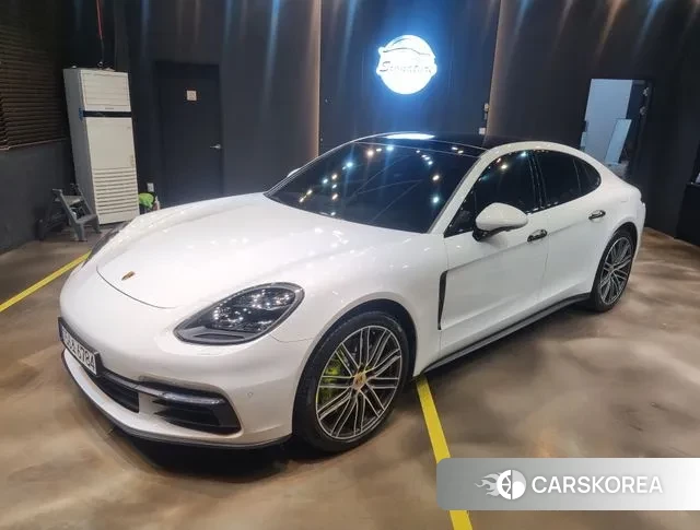 Porsche Panamera (971) 2019 Белый из Кореи, фото 2