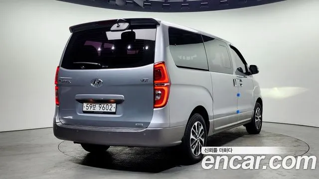 Hyundai The New Grand Starex id 2477258 из Кореи 12
