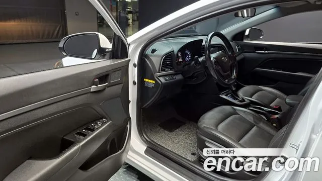 Hyundai Avante AD id 2764569 из Кореи 12