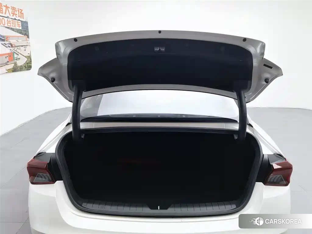Kia K5 id 4578279 из Китая 12