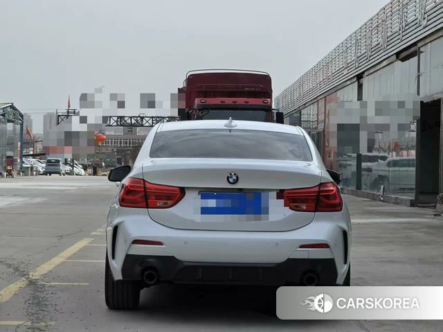BMW 1 series 2023 Белый из Китая, фото 2