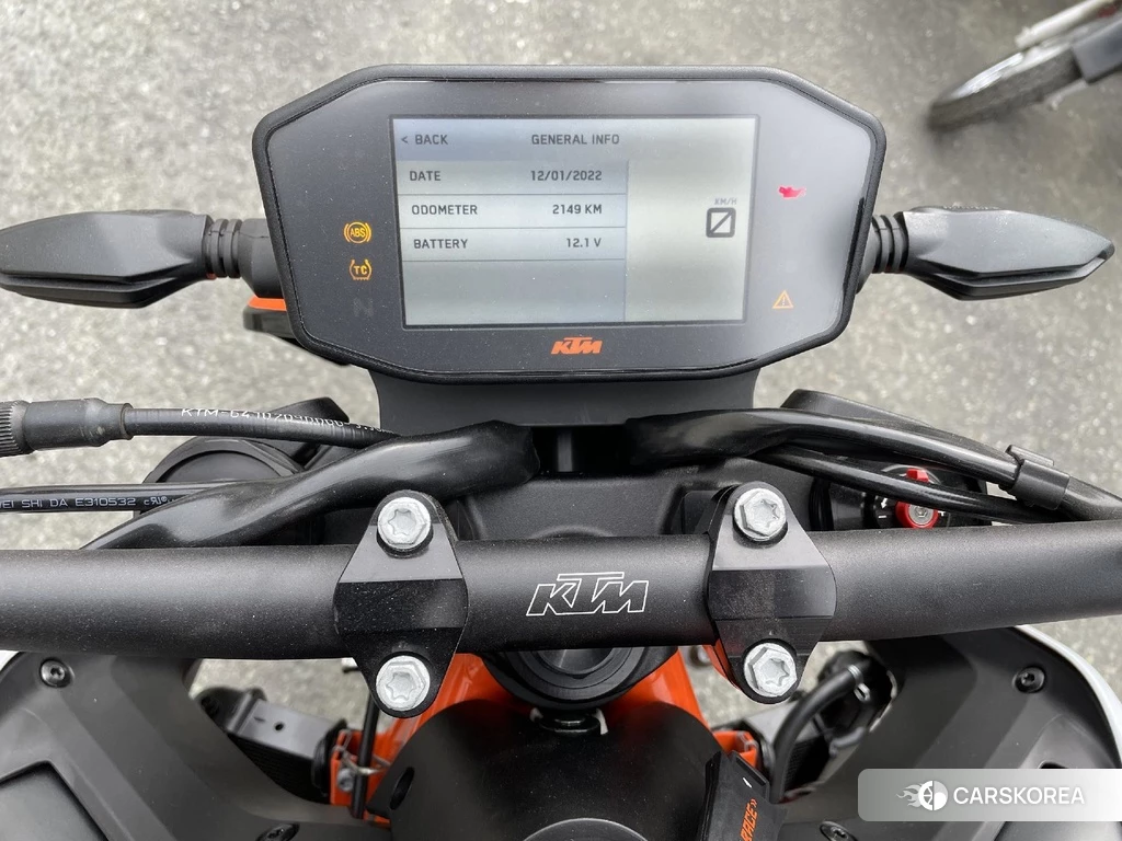 Проданный KTM 890 DUKE R 2021 из Японии, фото 2