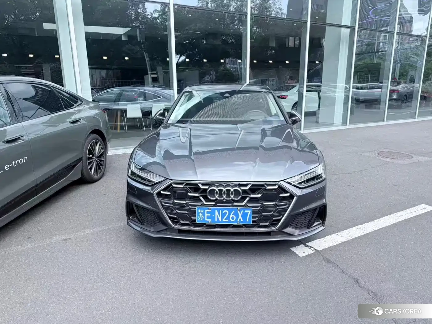 Audi A7 2025 Silver/gray из Китая, фото 3