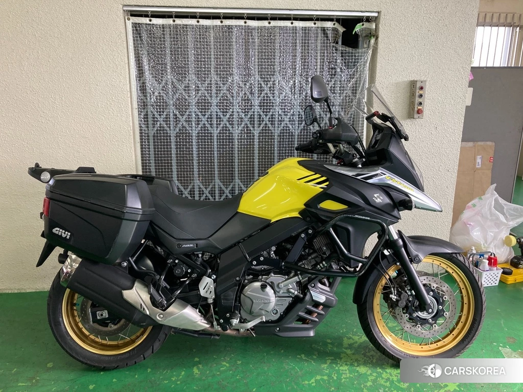 Проданный Suzuki V-STROM 650 XT 2017 из Японии