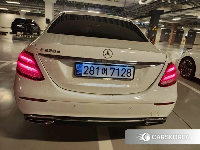 Mercedes-Benz E-Class W213 id 3856578 из Кореи 12