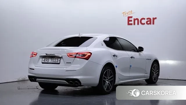 Maserati Ghibli id 3134605 из Кореи 12