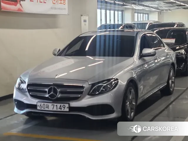 Mercedes-Benz E-Class W213 2018 Серебряный из Кореи, фото 2