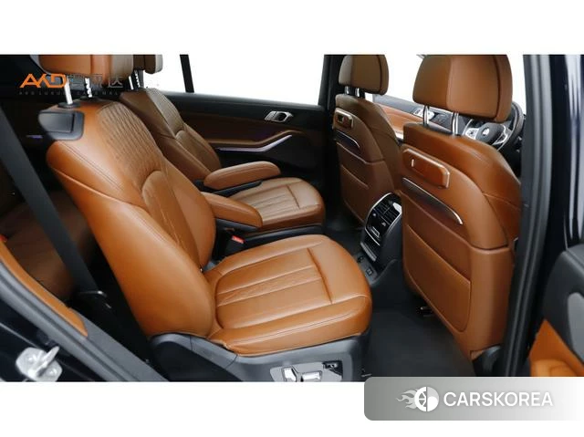 BMW X7 2023 Черный из Китая, фото 3